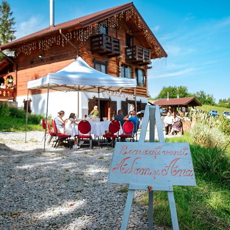 Tulean Cabin Sacel  Luaran gambar