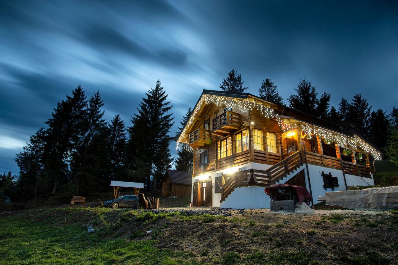 Tulean Cabin Sacel  Luaran gambar