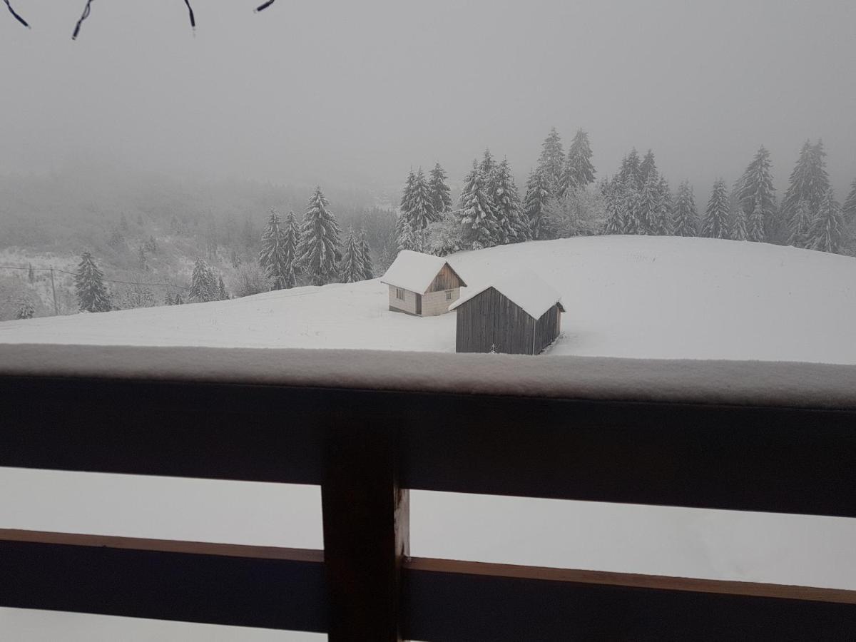 Tulean Cabin Sacel  Luaran gambar