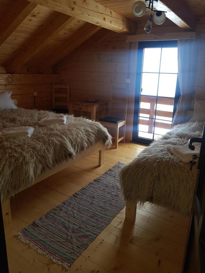 Tulean Cabin Sacel  Luaran gambar